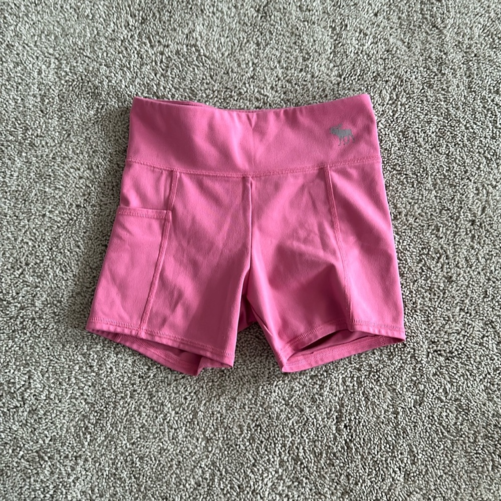 Girls Abercrombie Kids athletic shorts size 8-10 pink